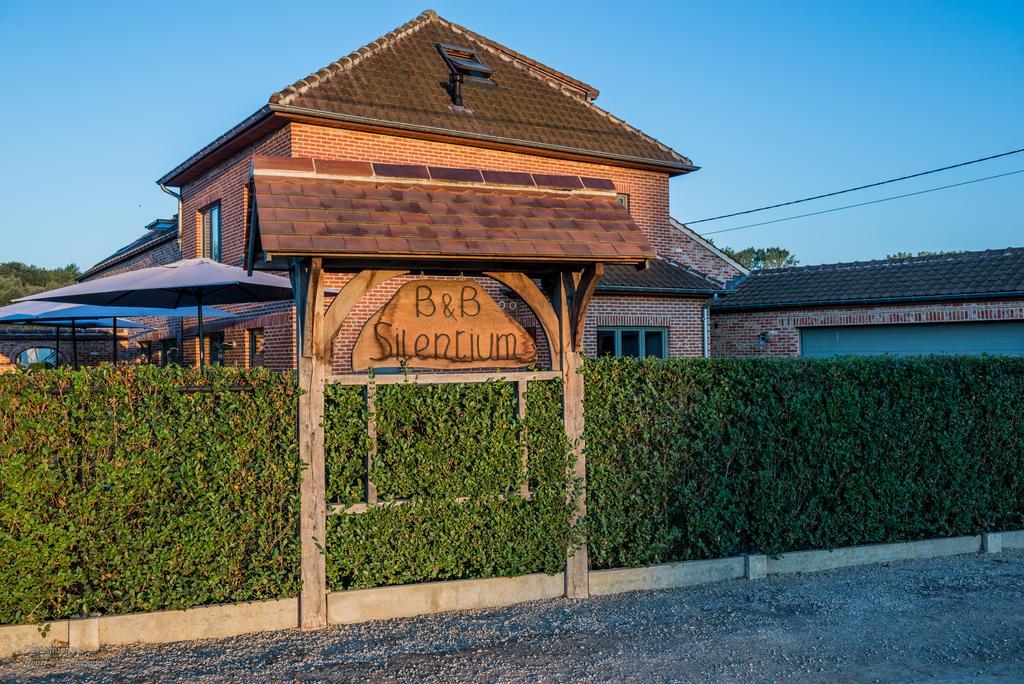 B&B Silentium Tielt Eksteriør bilde